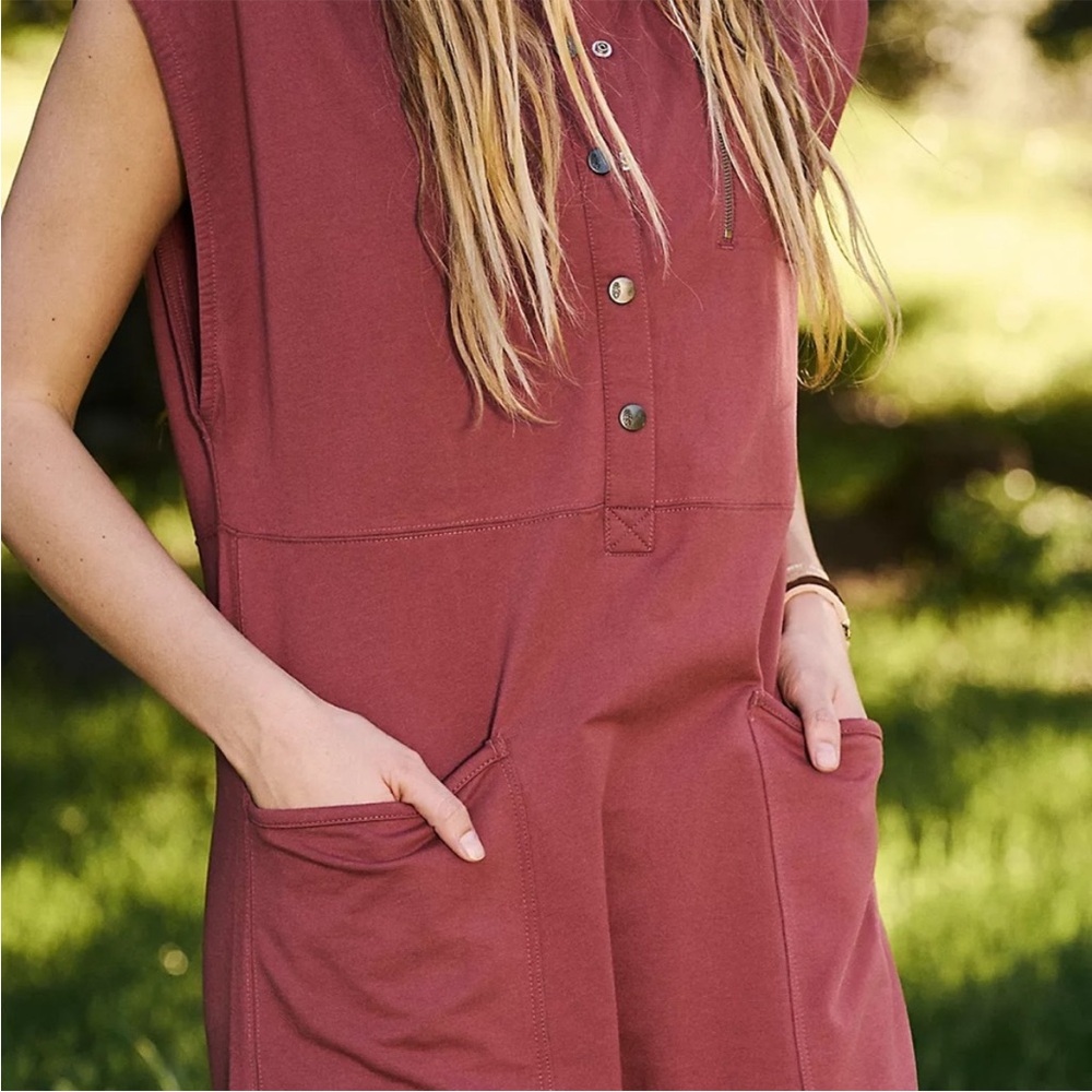 FREE PEOPLE MOVEMENT ALL DAY EVERYDAY HENLEY JUMPSUIT WOMENS LARGE COLOR HENNA.